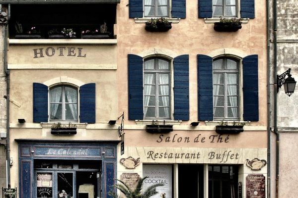 如何使用Shopify網站構建器創建你的網站