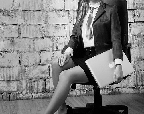 开放式AI文章写作器：让你的文章更加生动有趣